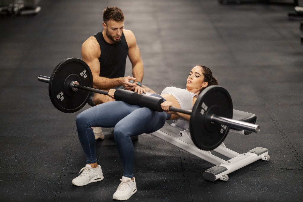 “Hip trust” omba əzələsi üçün effektiv məşq texnikası